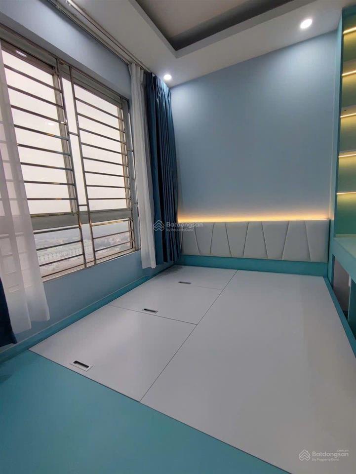 Sổ đỏ chính chủ bán nhanh chcc view thoáng, full nội thất 80m 2ngủ 2wc tòa hemisco xa la hà đông