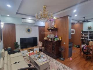 Chính chủ bán nhà đẹp vào ở ngay, giá tốt, đủ đồ 2n1wc tòa nam xa la, chỉ 2,6x tỷ.  0837 123 ***