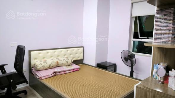 Chính chủ bán nhanh căn góc 64m 2pn 2wc tòa ct2 xa la nội thất chất lượng, sổ đỏ lâu dài, 3,8x tỷ