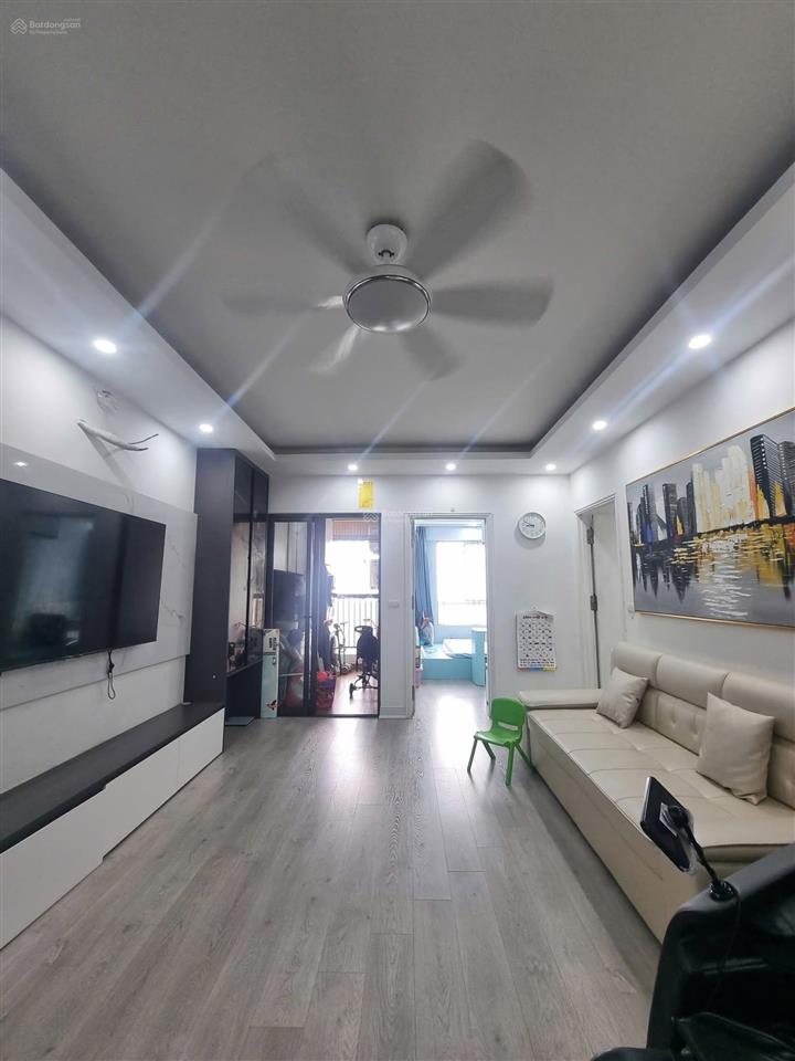 Trả giá là bán. sổ đỏ lâu dài, view thoáng, full nội thất 80m 2 ngủ 2 wc tòa hemisco xa la hà đông