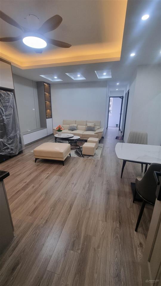 Nhỉnh 4 tỷ sở hữu căn góc 76m2 2pn, 2wc sđcc toà bmm kđt xa la, nội thất thiết kế vào ở ngay
