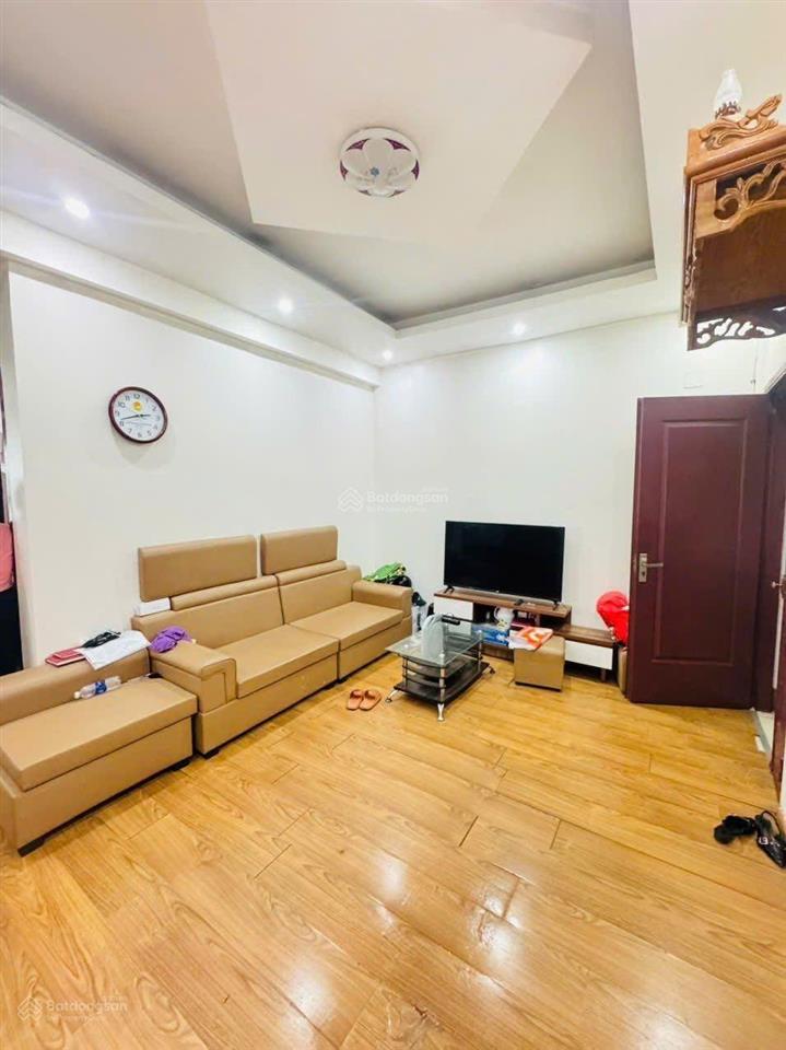 Bán căn góc tầng trung 65m 2pn2wc ban công rộng kđt xa la sđcc full nội thất  dọn đồ vào ở ngay
