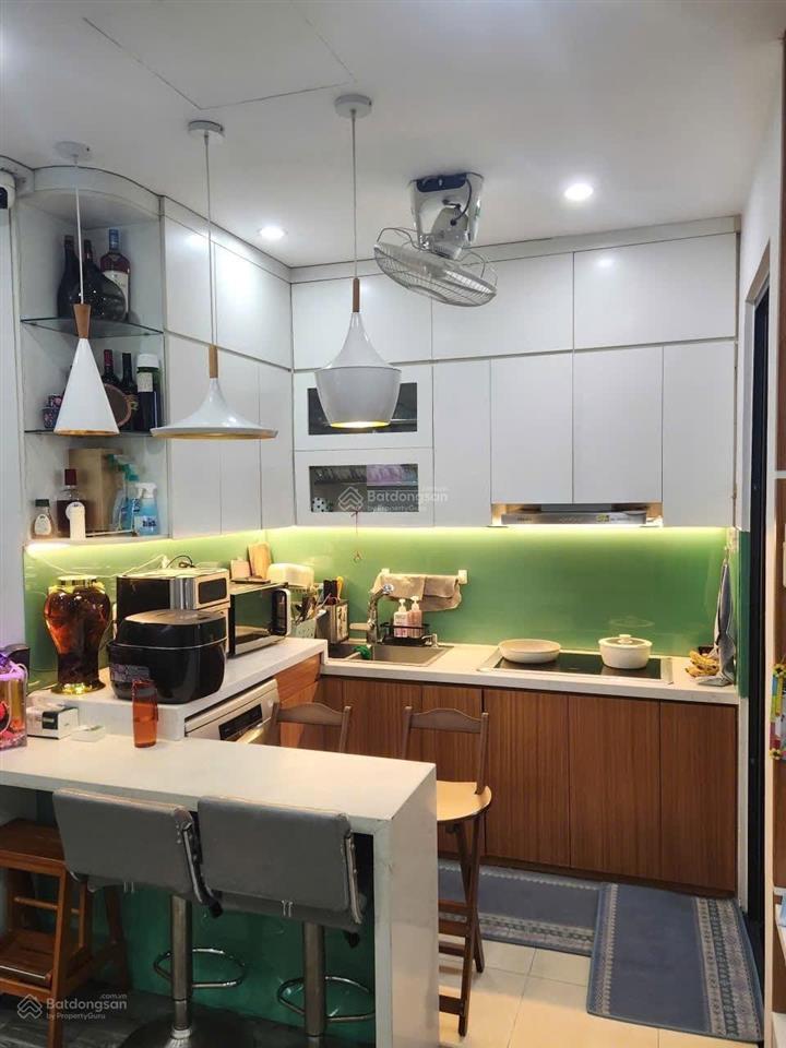 Chính chủ bán căn góc 70m, 2n2wc full nội thất tại chung cư hưng thịnh  kiến hưng  hà đông