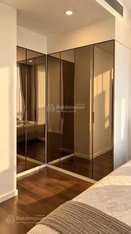 Cho thuê berkley thảo điền  2 bed 2 bath  80m2  60tr/tháng.