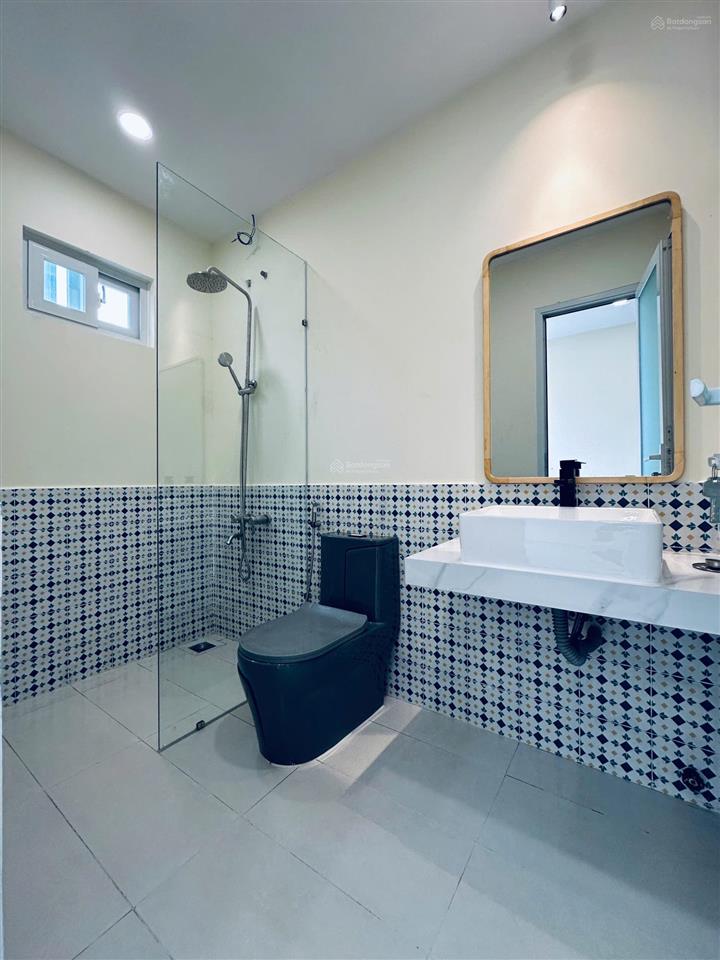 Bán nhà đường 54, dt 160m2 trung tâm thảo điền cách sông sài gòn 20m, giá 29,9 tỷ