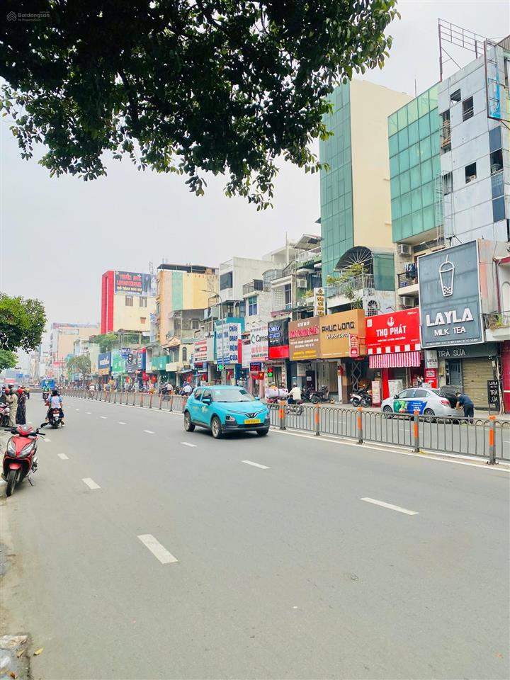 Bán tòa nhà 8 tầng mt bạch đằng có thang máy hđt 100tr/tháng ngay ngã 4 hàng xanh