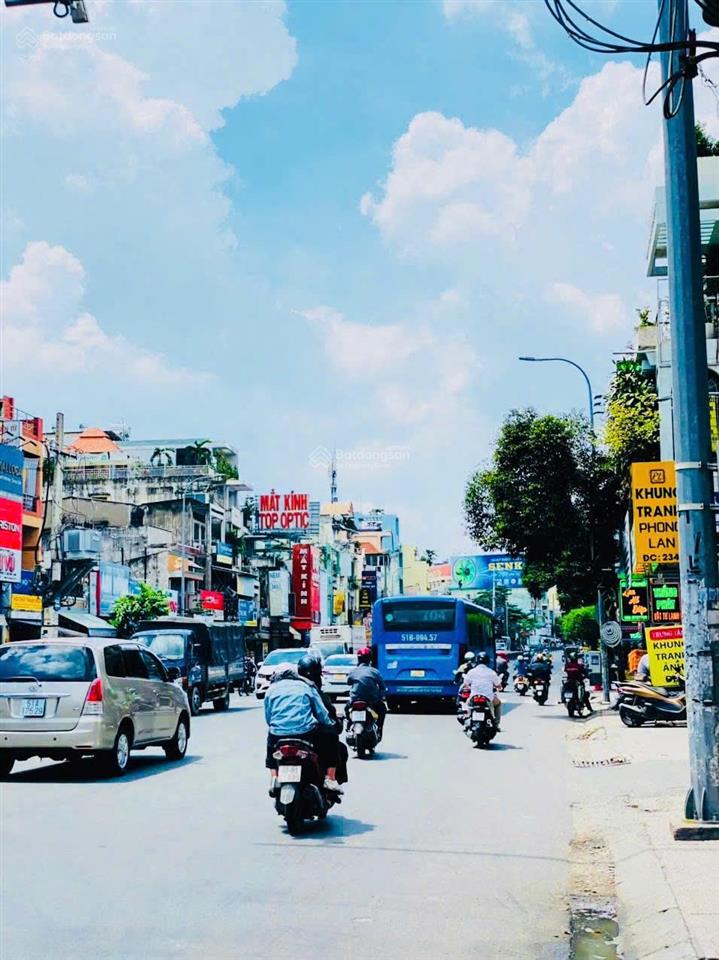 Bán nhà mt bạch đằng gần hàng xanh 1t 4l đang có hđt 50tr/tháng