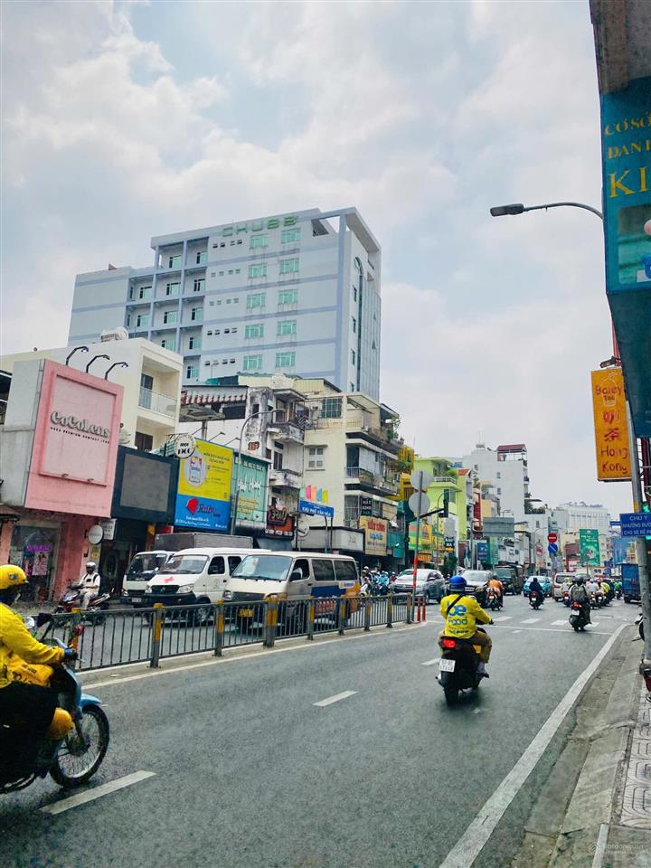 Bán nhà mt phan đình phùng phú nhuận 3.7x15=56m2 ngay sát q1 có hđt 18tr/tháng