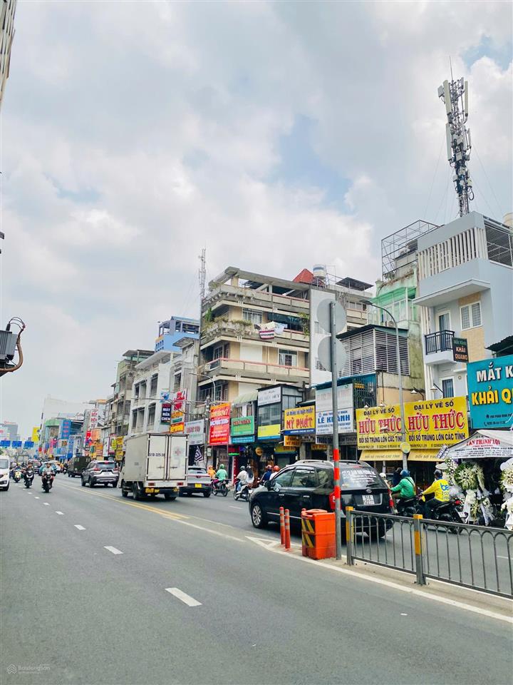 Bán nhà mt phan đình phùng phú nhuận 3.7x15=56m2 ngay sát q1 có hđt 18tr/tháng