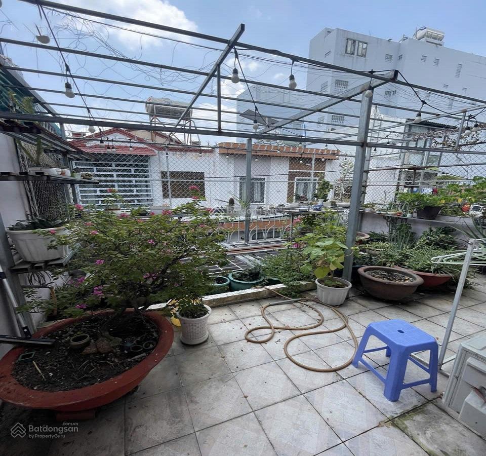 Bán nhà hxh 549 xvnt bình thạnh dt 5.6x21=110m2 có sân để ôto rộng rãi giá chỉ 12ty5