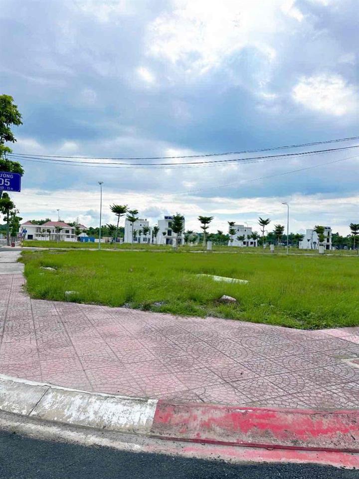 có 360tr tự tin sở hưu ngay lô đất khu dân cư cao cấp mặt tiền DT741