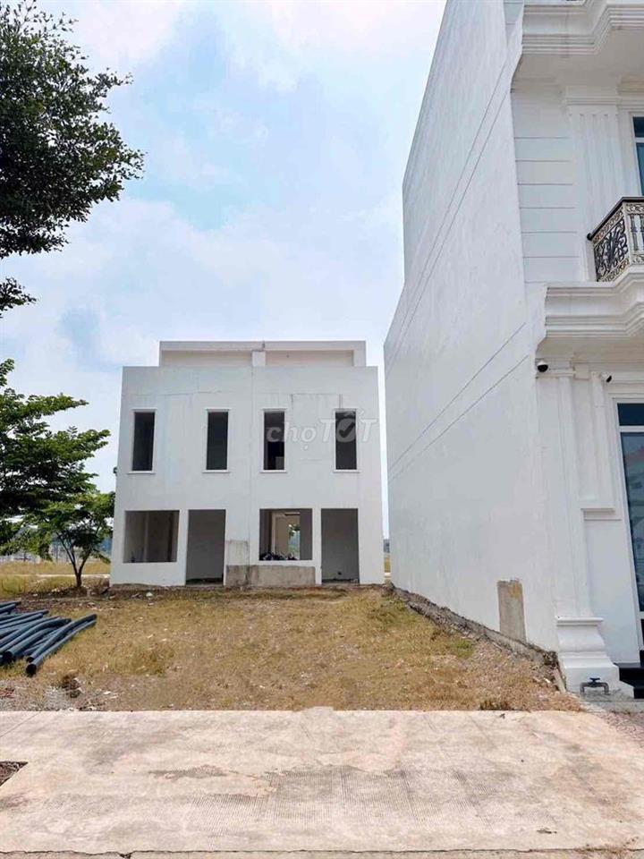 có 360tr tự tin sở hưu ngay lô đất khu dân cư cao cấp mặt tiền DT741
