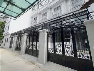 Giá tốt nhất thị trường chúc sơn chương mỹ. nhà 4 tầng, dt 62m². thoáng trc sau, sân cổng riêng