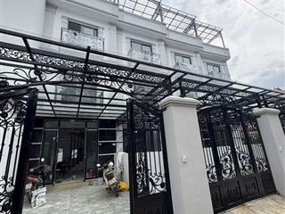 Một trong số ít cụm dự án ngay ngã tư trường ngô sĩ liên thị trấn chúc sơn 60m 4 tầng chỉ 4.18 tỷ