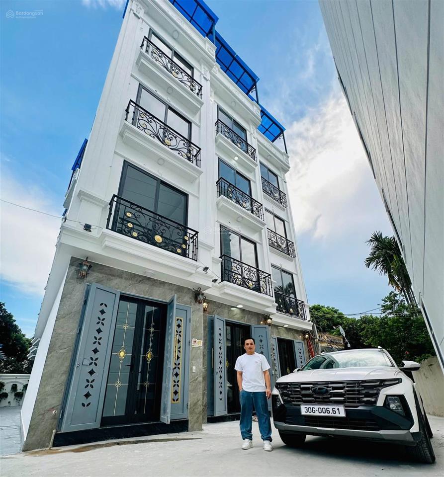 Nhà đẹp 5 tầng  phùng châu, chương mỹ  ô tô đỗ cửa