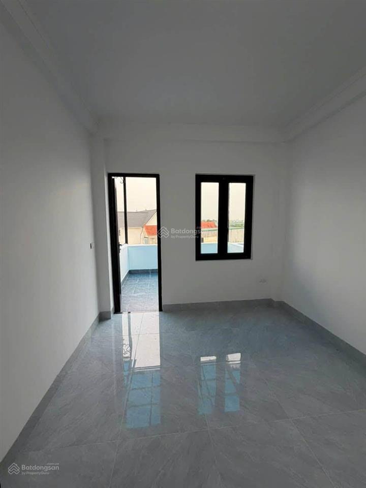 Nhà đẹp 5 tầng  phùng châu, chương mỹ  ô tô đỗ cửa