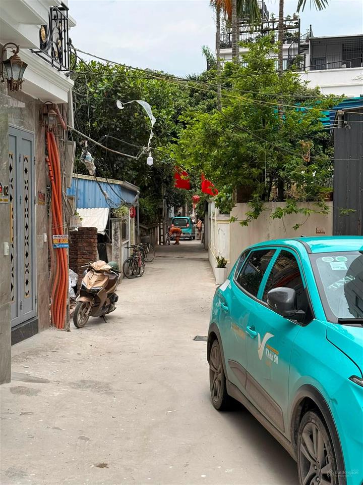 Nhà đẹp 5 tầng  phùng châu, chương mỹ  ô tô đỗ cửa