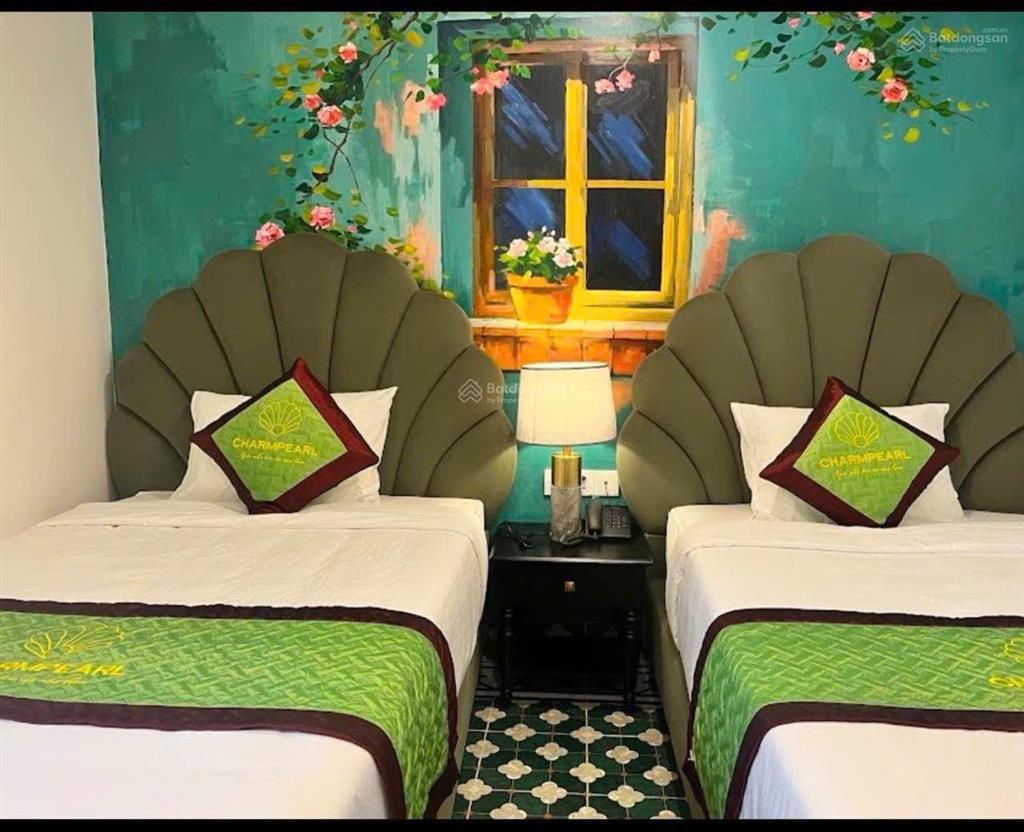 Tòa khách sạn cao cấp, phố kim mã, 10 tầng, full nội thất, doanh thu 1,5 tỷ, giá 279 tỷ