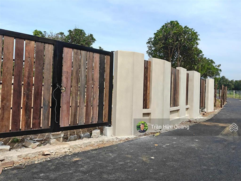 Bán đất 224m2 tại thị trấn phước hải cách biển chỉ 3km view núi minh đạm, giá cực chất 1,7 tỷ