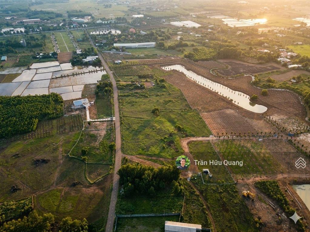 Siêu phẩm đầu tư đất đỏ 976m2 mặt tiền đường nhựa 8m  sổ hồng sẵn  đón đầu qh kcn