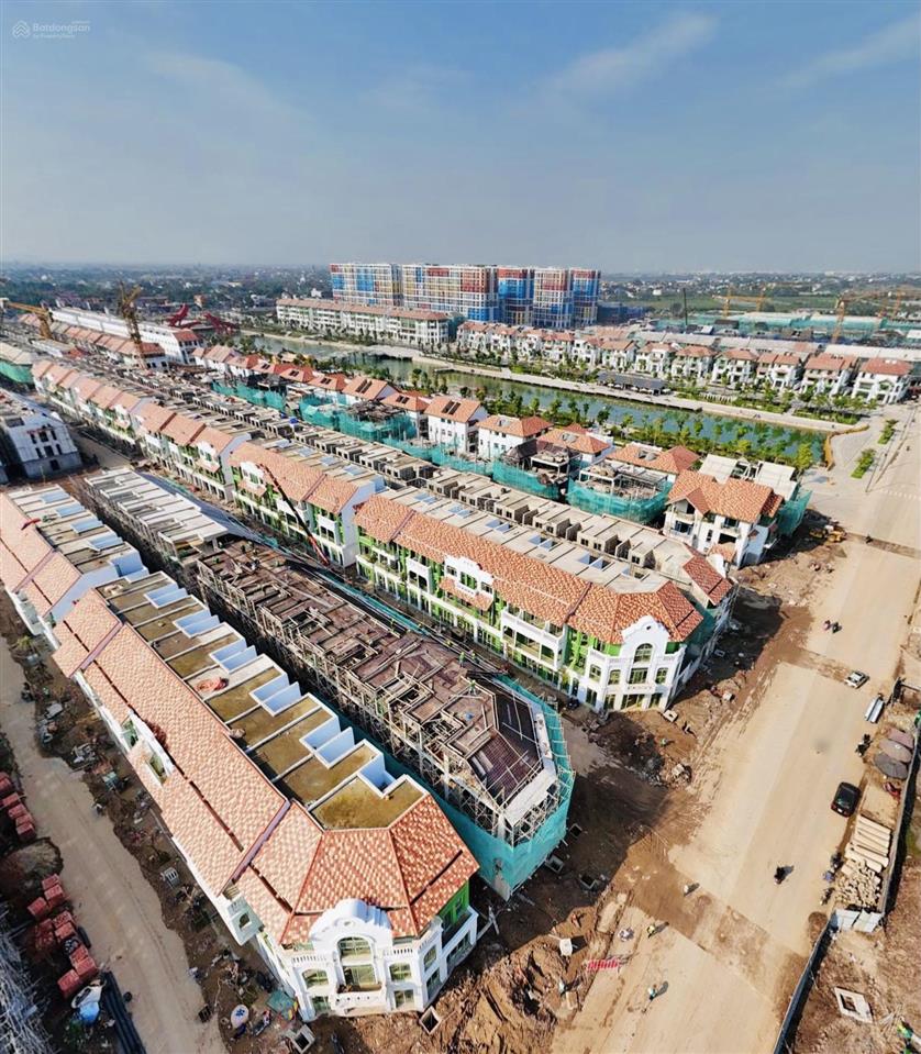 Duy nhất 1 căn liền kề 190m2 dt xây dựng, xây 3,5 tầng sổ hồng sở hữu lâu dài.  0908 905 ***