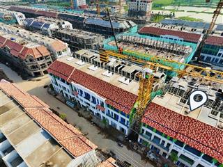 Duy nhất 1 căn liền kề 190m2 dt xây dựng, xây 3,5 tầng sổ hồng sở hữu lâu dài.  0908 905 ***