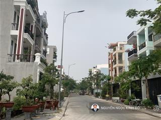 Ngộp ngân hàng bán gấp nhà the seasons ngay lotte giá 6.6 tỷ. dt 5x20 1t 3l. sổ sẵn. 0386 602 ***