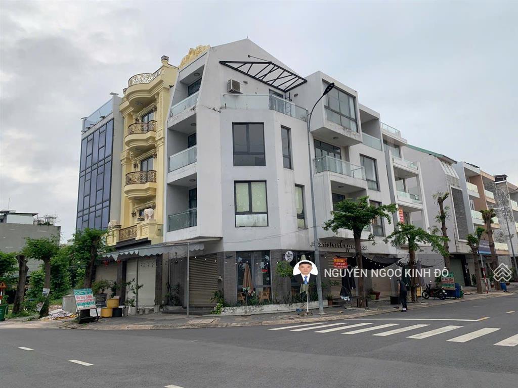 Ngộp ngân hàng bán gấp nhà the seasons ngay lotte giá 6.6 tỷ. dt 5x20 1t 3l. sổ sẵn. 0386 602 ***