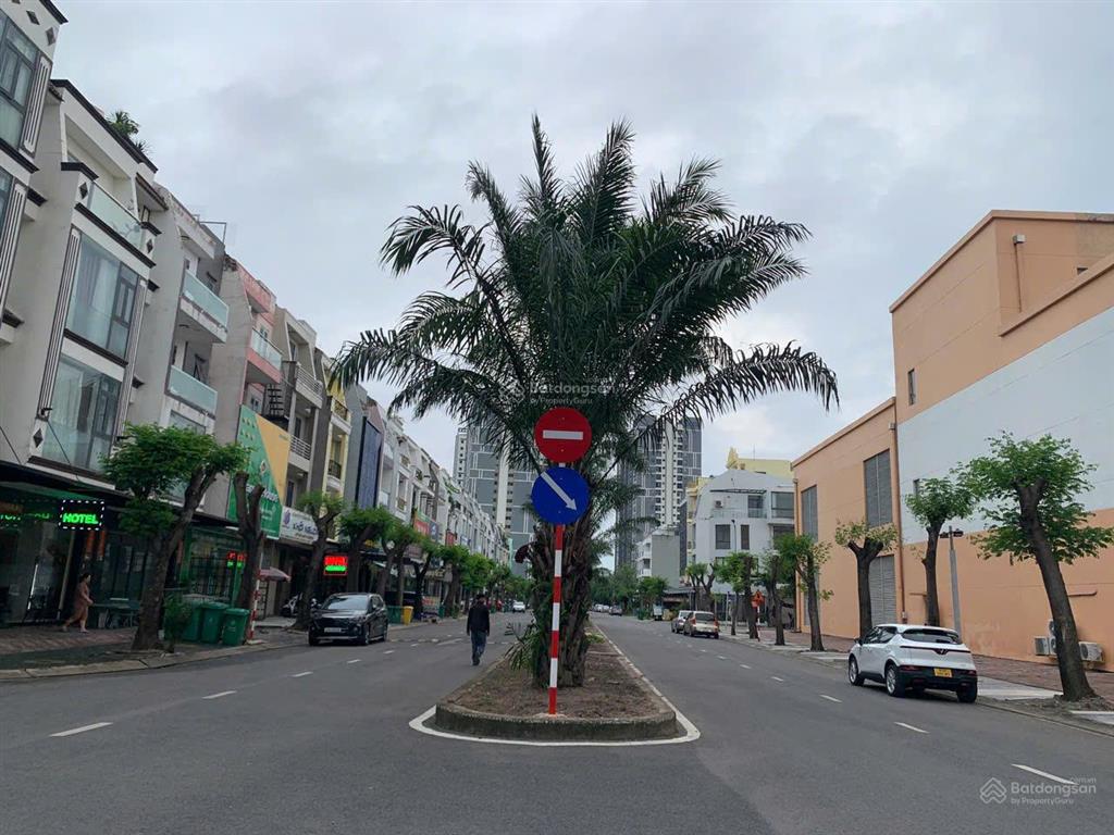 Bán lô đất the seasons ngay cổng chính lotte lái thiêu giá 6.7 tỷ. dt 6x20. sổ sẵn.  0386 602 ***