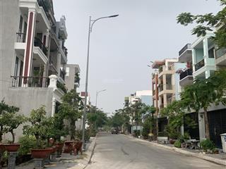 Bán nhà the seasons ngay lotte lái thiêu giá 6.8 tỷ. dt 5x20 1t 3l.  0386 602 ***