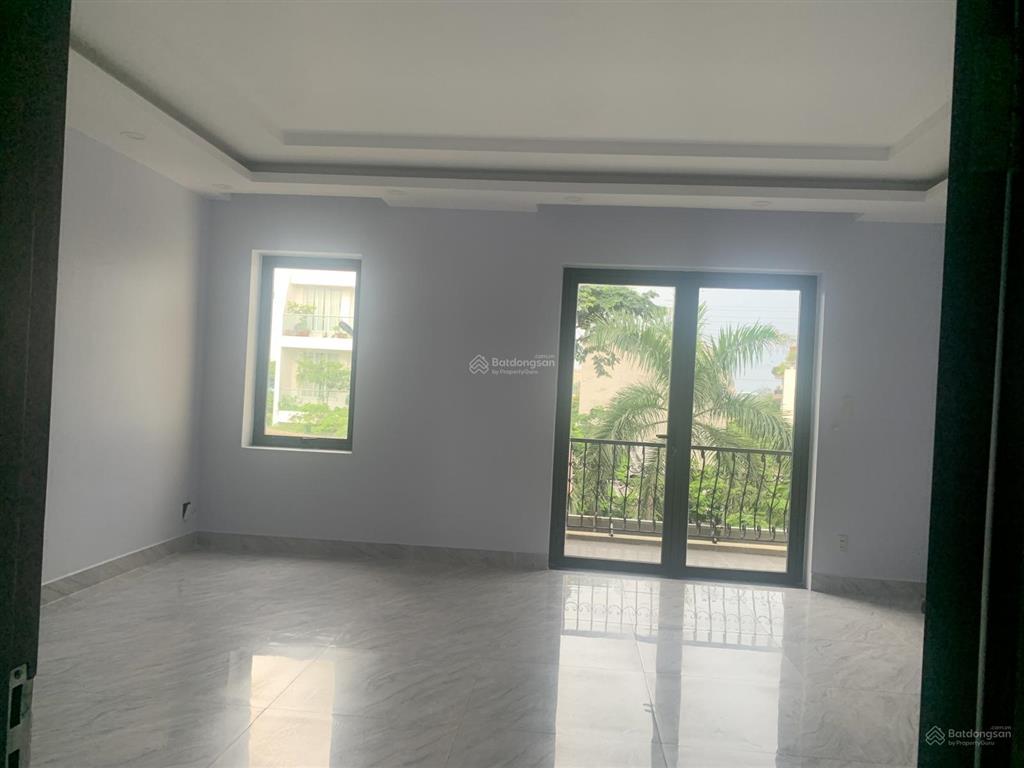 Bán nhà the seasons ngay lotte đường chính n2 rộng 17m giá 11 tỷ. dt 6x20 1t 3l.  0386 602 ***