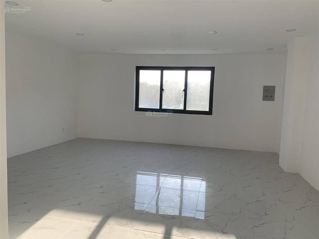 Cho thuê shophouse nhà phố tm eco xuân giá 25tr/tháng. dt 6x25 1t 2l.  0386 602 ***
