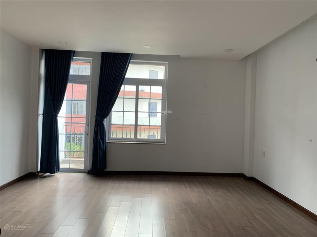 Nhà the seasons ngay lotte bán giá rẻ toàn khu 6.8 tỷ. dt 5x20m 1t 3l. 4pn 4wc.  0386 602 ***