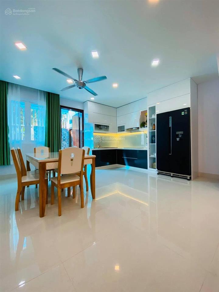 Cho thuê nhà phố eco xuân ngay lotte đầy đủ nội thất cao cấp giá 14tr/tháng. 3pn 3wc. dt 5x20 1t 1l