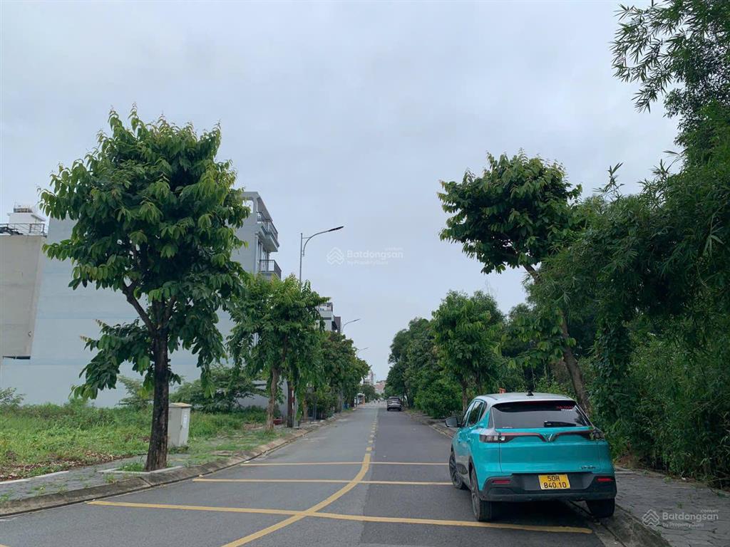 Ngộp bank bán gấp lô đất the seasons ngay cổng chính lotte giá 6.8 tỷ dt 6x20 sổ sẵn.  0386 602 ***