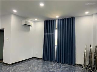 Cho thuê nhà the seasons đường chính n2 17m ngay lotte giá 25tr có thang máy 4pn 5wc. dt 6x20 1t 3l
