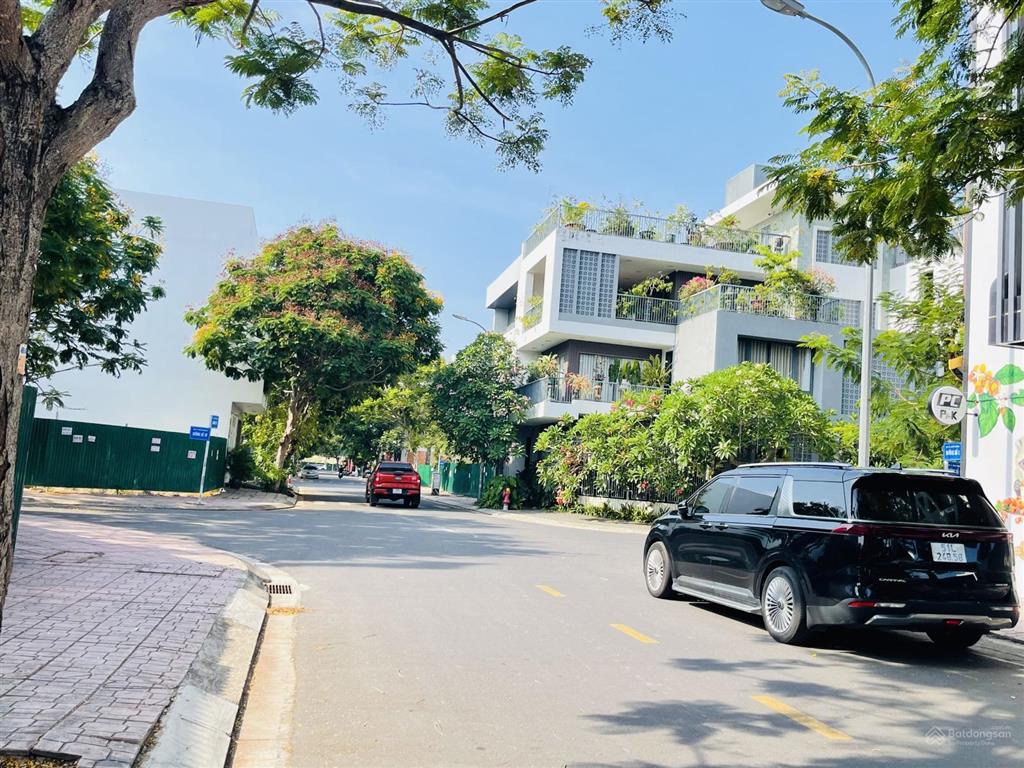Chỉ một lô duy nhất mặt tiền rộng 8m phù hợp với mọi loại hình kinh doanh giá tốt nhất thị trường