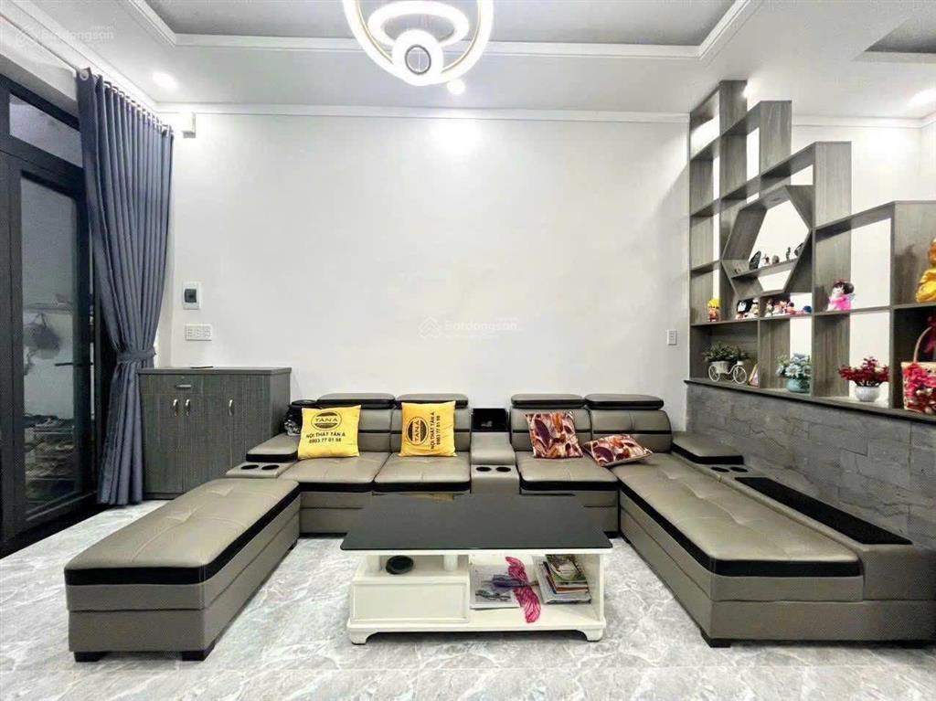 Bán nhà 1 trệt 1 lầu phan đình giót  chánh nghĩa