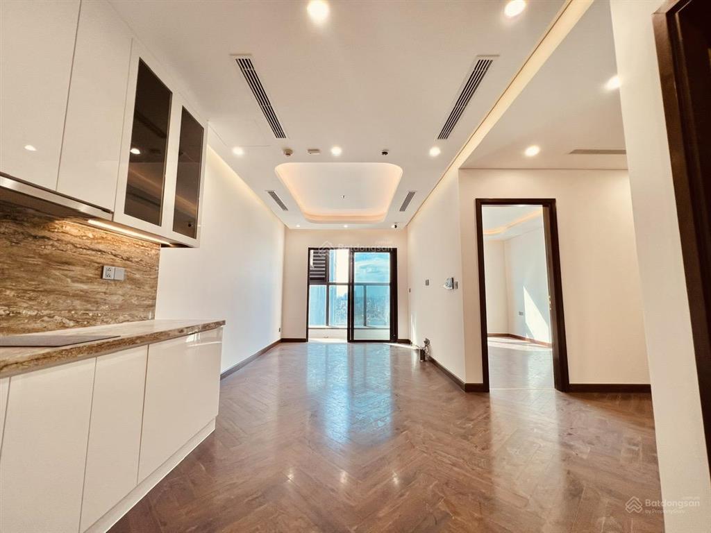 Bán gấp ch 1,5pn view công viên tại diamond crown hải phòng, 56m2, giá chỉ 2,4 tỷ vnd