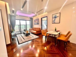 Cho thuê căn hộ góc 2,5 ngủ 94m2 giá 16tr