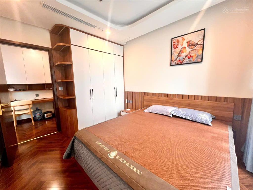 Cho thuê căn hộ góc 2,5 ngủ 94m2 giá 16tr