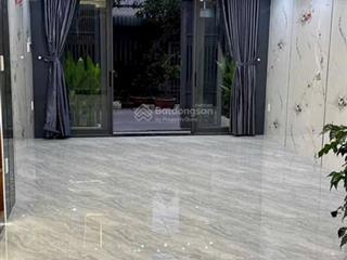 Bán nhà mặt tiền mới xây đẹp dài 15.5m ngay cđ điện lực  có phòng xông hơi  kề gò vấp