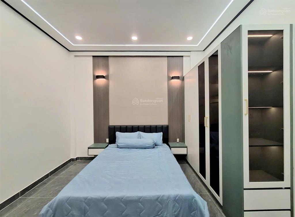 Bán nhà ngã tư ga 4 tỷ shr  an phú đông cách gò vấp 5 phút