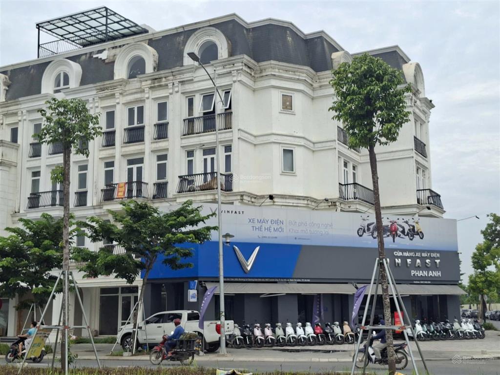 Chính chủ bán shophouse louis city đại mỗ