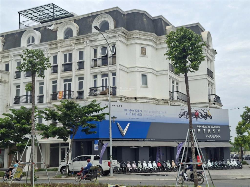 Chính chủ bán shophouse louis city đại mỗ