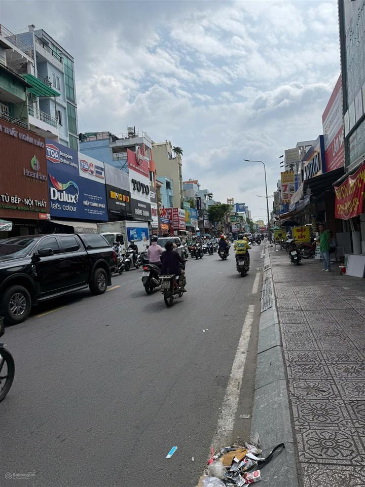 Nhà mặt tiền tô hiến thành, p.15, q.10, dòng tiền 40 tr/thang, ngang 5 x 23m, 2 tầng, 35 tỷ.