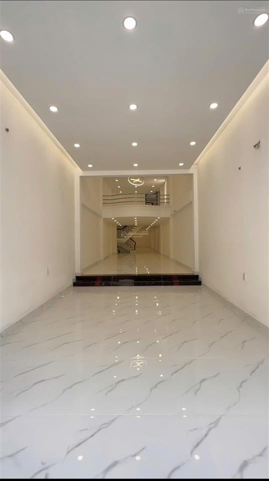 Bán nhà mặt tiền 75 thành thái, quận 10  dt (4.1 x 34m2)  4 tầng, 38,5 tỷ