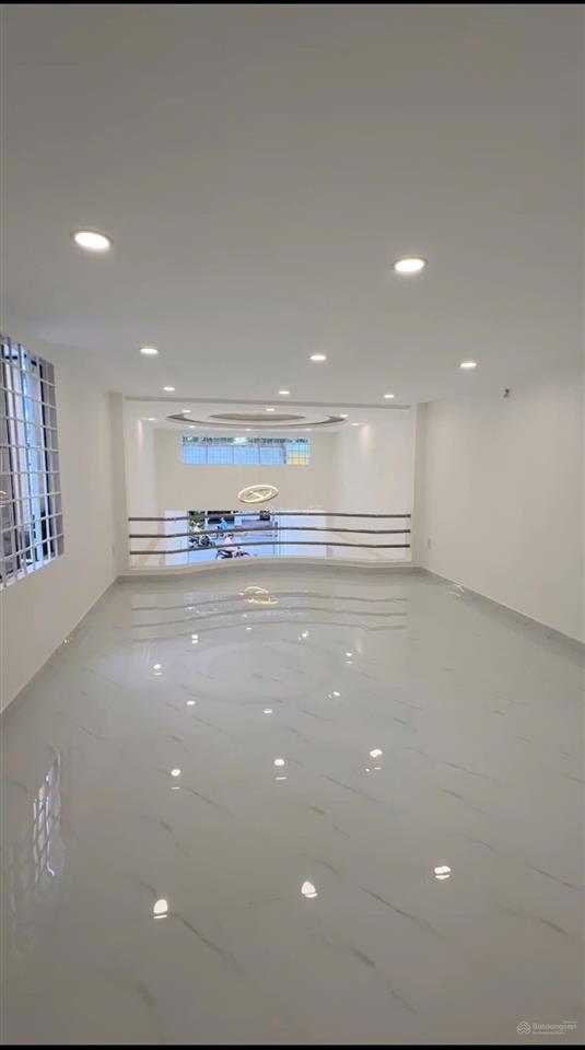 Bán nhà mặt tiền 75 thành thái, quận 10  dt (4.1 x 34m2)  4 tầng, 38,5 tỷ