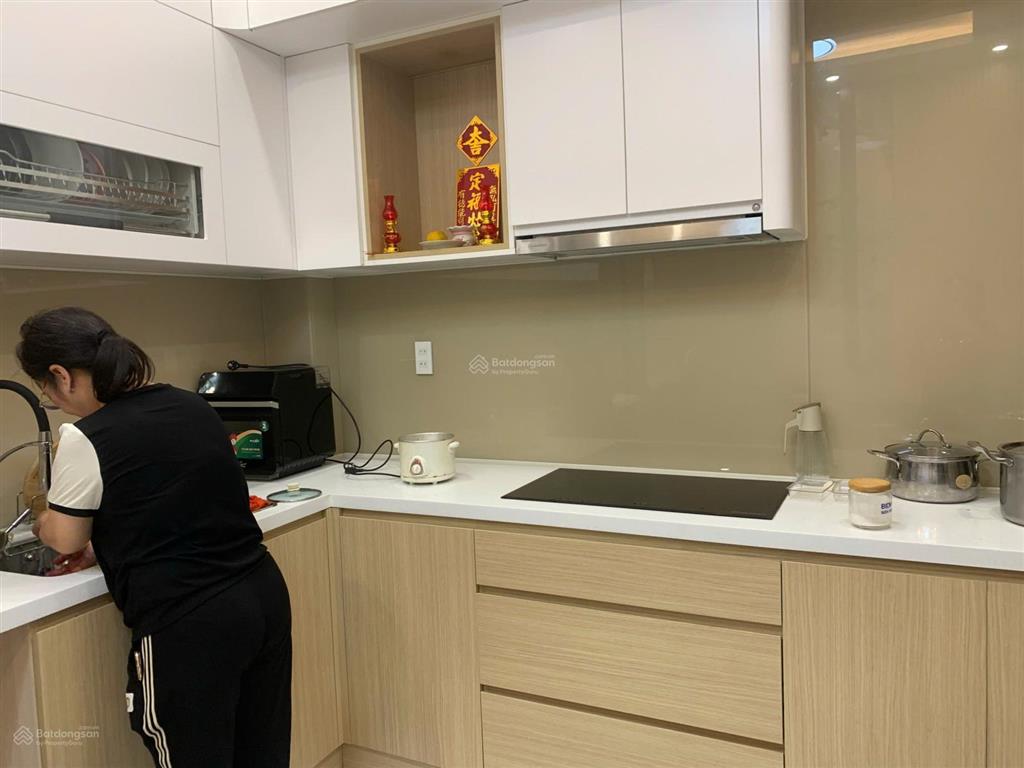 Bán nhà mặt tiền đường tạ uyên  3 tháng 2, p6, q11, 4 x 20m, hậu 5m, 3 lầu nhà đẹp, giá 25 tỷ tl