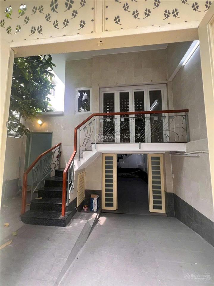 Nhà cho thuê căn góc cư xá lữ gia, quận 11, 6 x 14m, hầm 3 lầu, 35 triệu/tháng